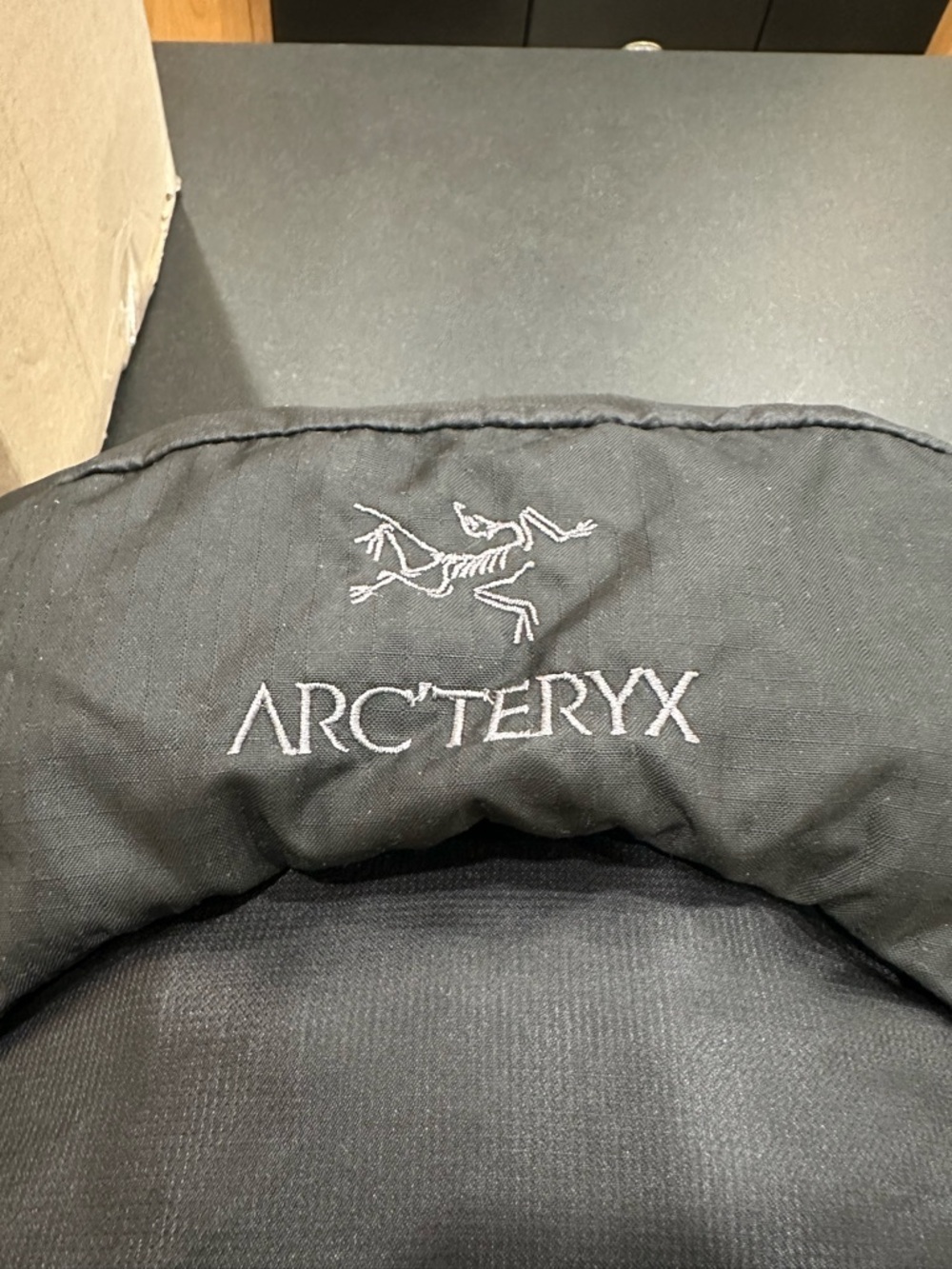 Arc'teryx Axios 35L Hiking Backpack - Black - Rare/Discontinued - Picture 7 of 13